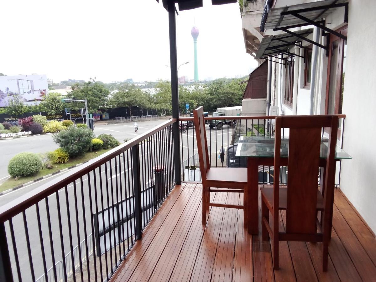 Bed & Breakfast Urban Deck *